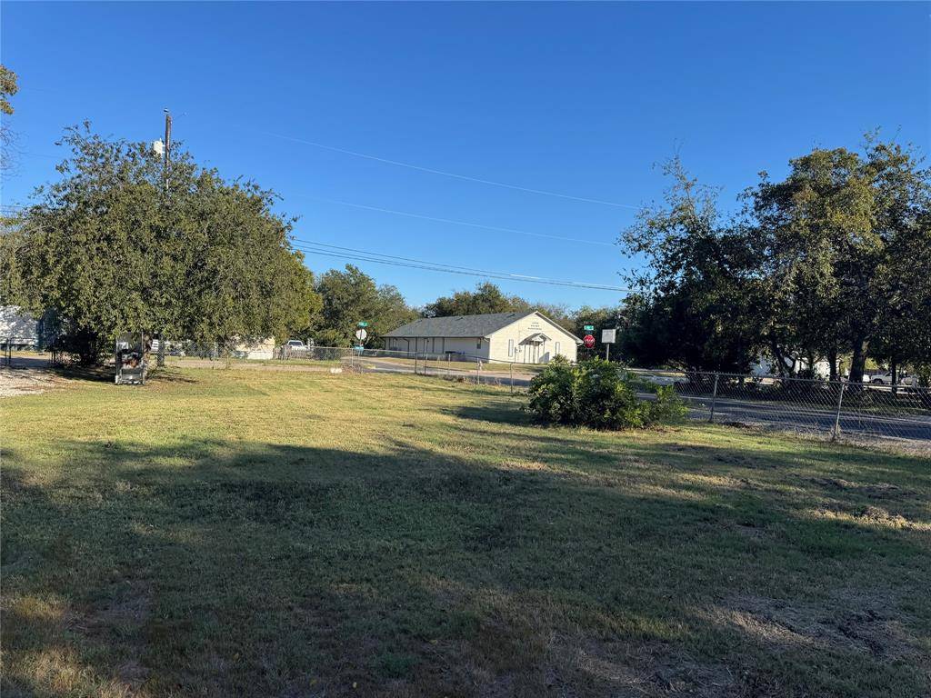 Cleburne, TX 76031,305 Elmo Street #303