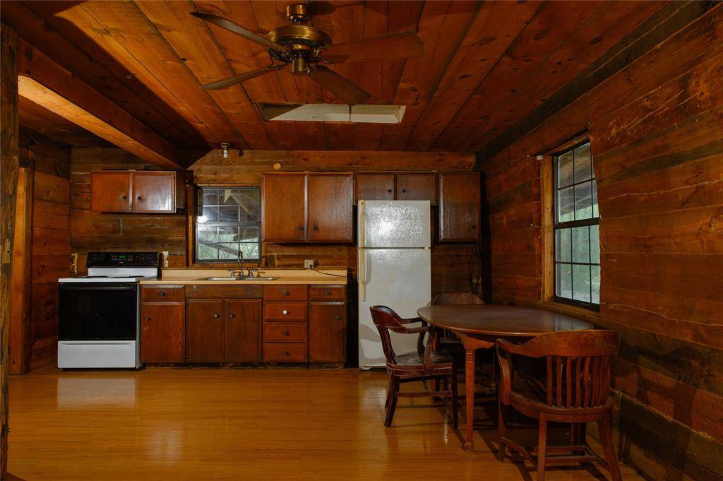 Pottsboro, TX 75076,221 Clayton Drive