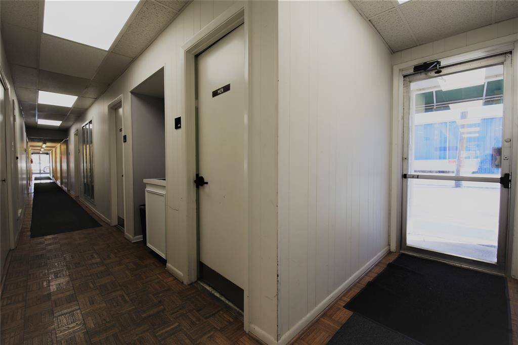 Pantego, TX 76013,3600 W Pioneer Parkway #15