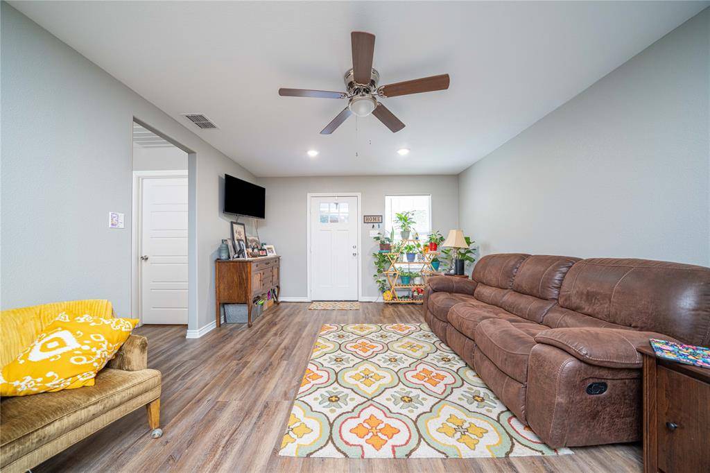 Hawkins, TX 75765,105 Francis Street