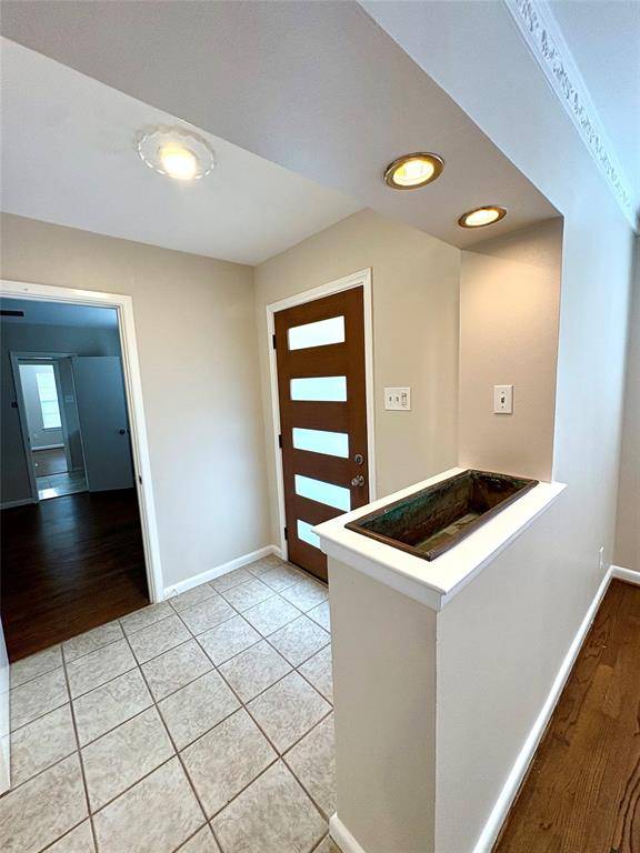 Dallas, TX 75224,615 Mayrant Drive