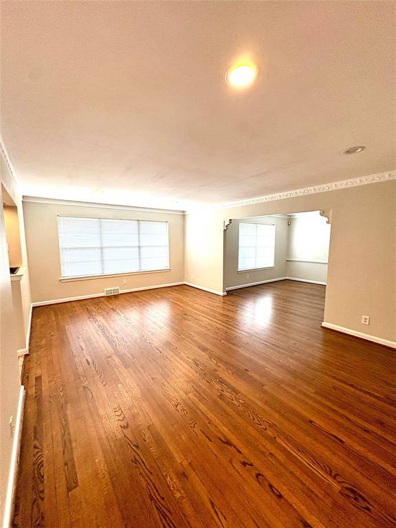 Dallas, TX 75224,615 Mayrant Drive