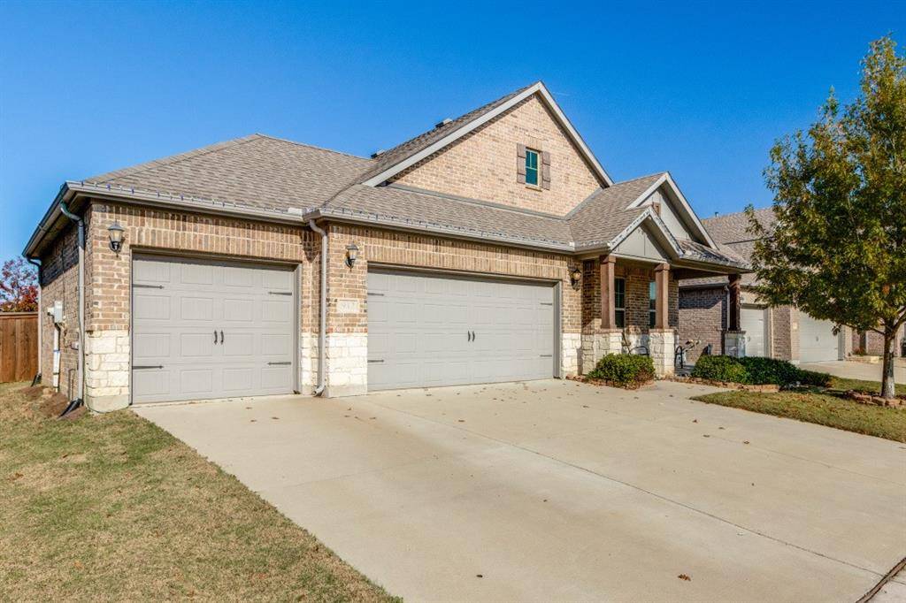 Celina, TX 75009,912 Azure Lane