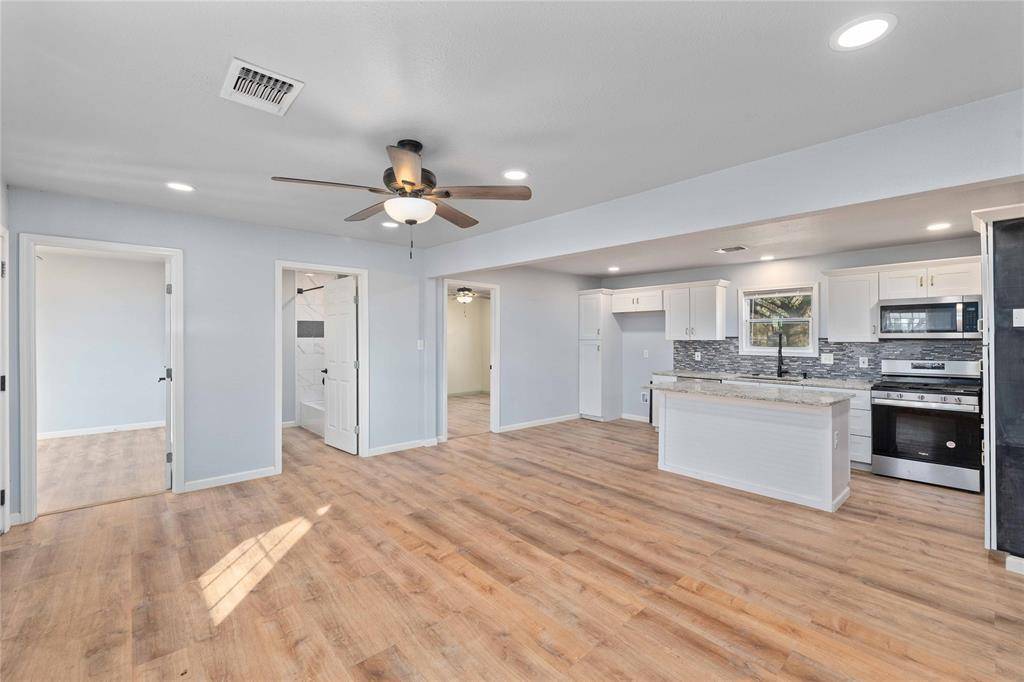 Blanket, TX 76432,403 5th Street