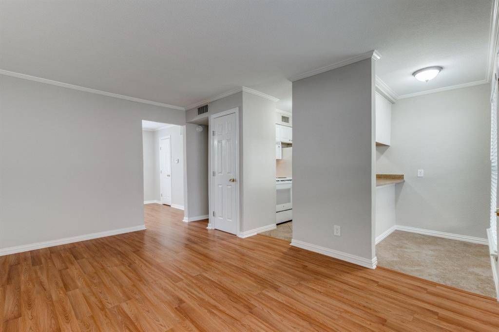 Dallas, TX 75214,5508 Tremont Street #3