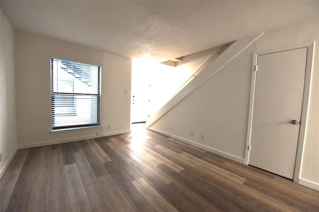 Dallas, TX 75219,4033 Gilbert Avenue #104