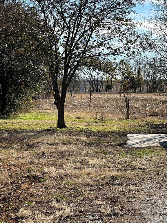 Whitesboro, TX 76273,606 Water Street