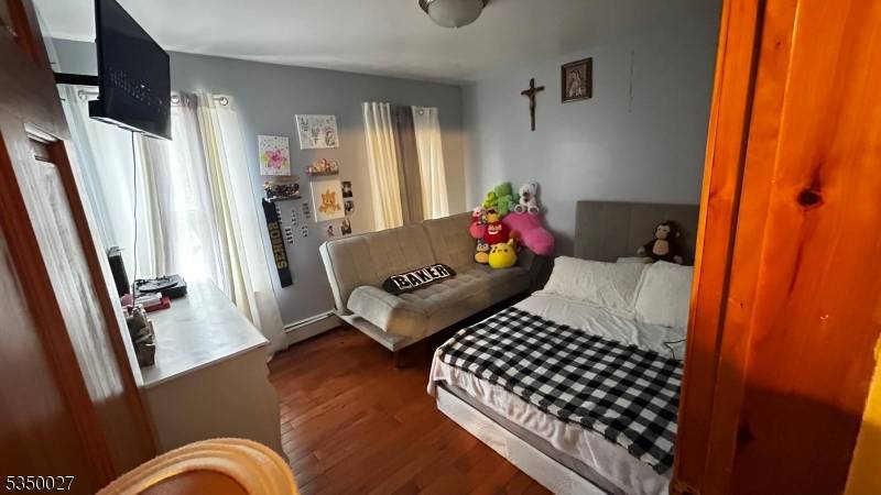 Garfield City, NJ 07026,330 River Dr