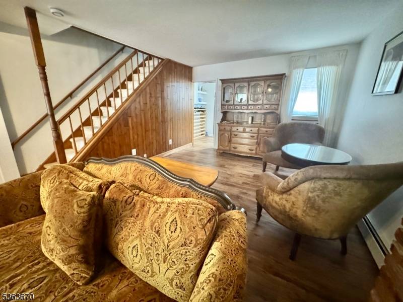 Lambertville City, NJ 08530,5 Arnett Ave