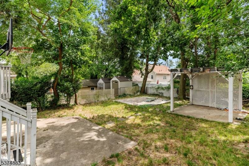 Ridgefield Park Village, NJ 07660,181 Brinkerhoff St