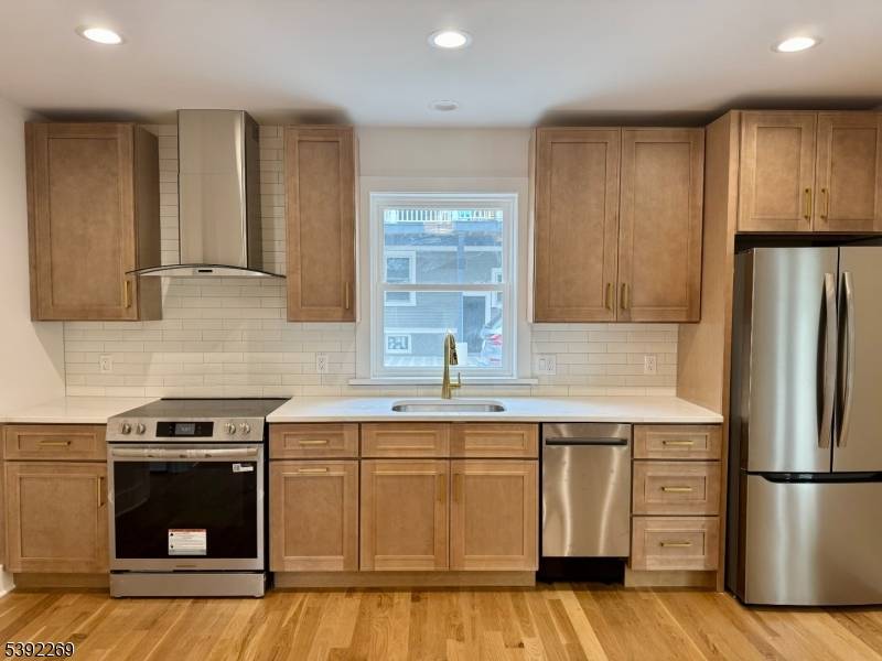 Montclair Twp., NJ 07042,15 Oxford St #ADU