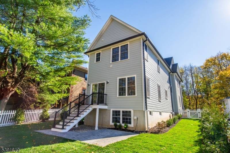 Madison Boro, NJ 07940,15 Prospect Pl