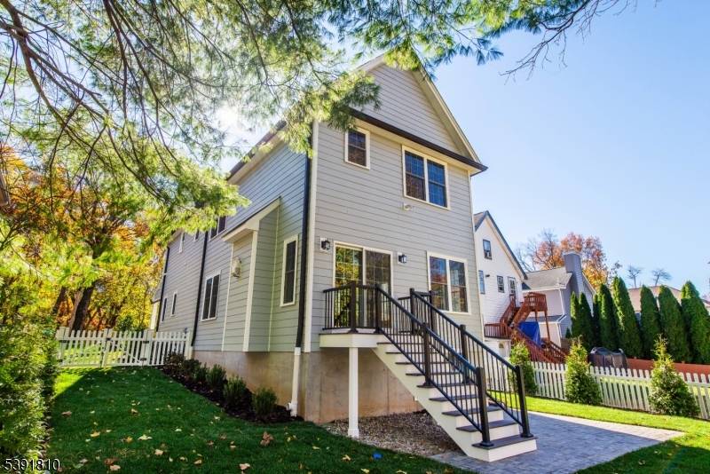 Madison Boro, NJ 07940,15 Prospect Pl