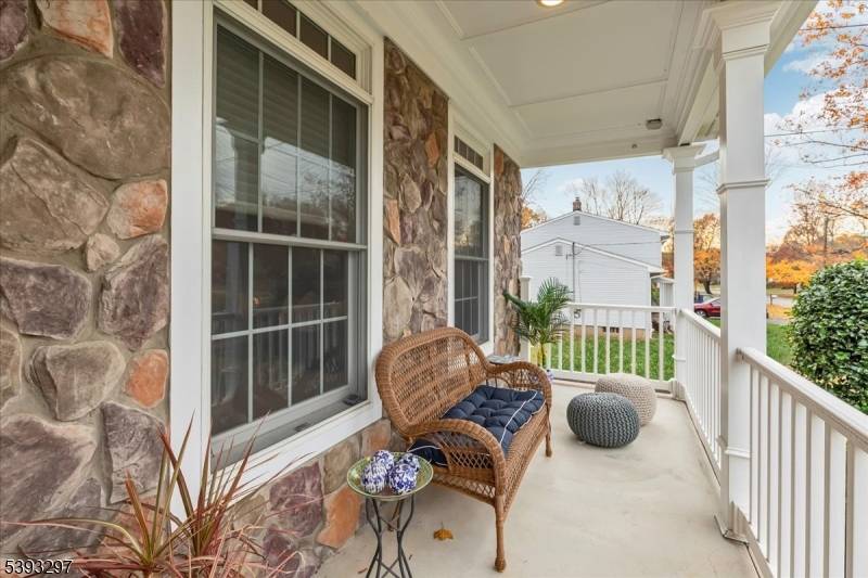 Edison Twp., NJ 08820,11 Madaline Dr