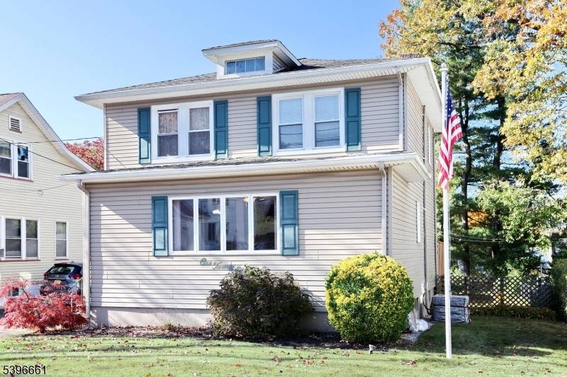 Hawthorne Boro, NJ 07506,128 9Th Ave