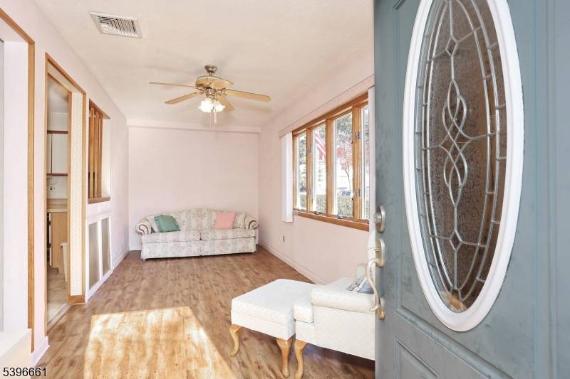 Hawthorne Boro, NJ 07506,128 9Th Ave