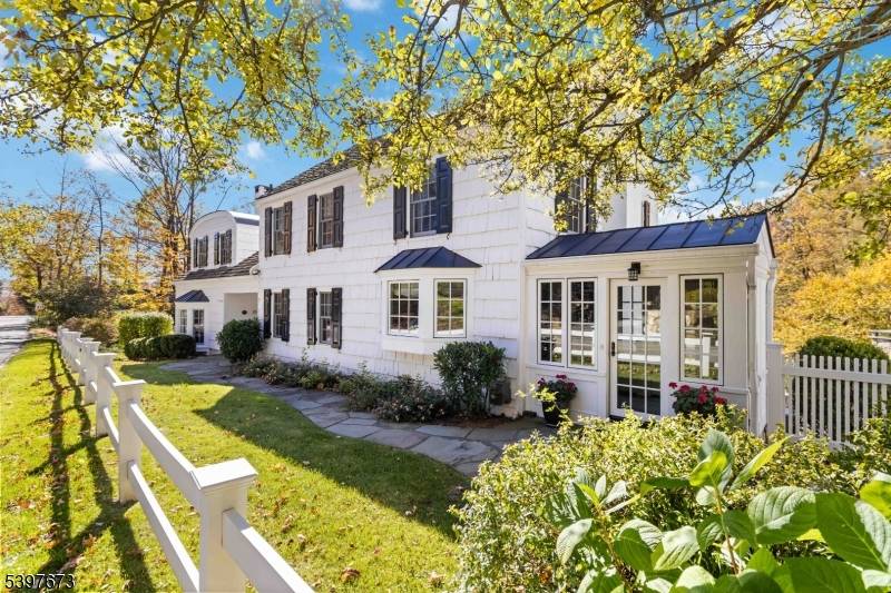 Morris Twp., NJ 07960,52 Schoolhouse Ln