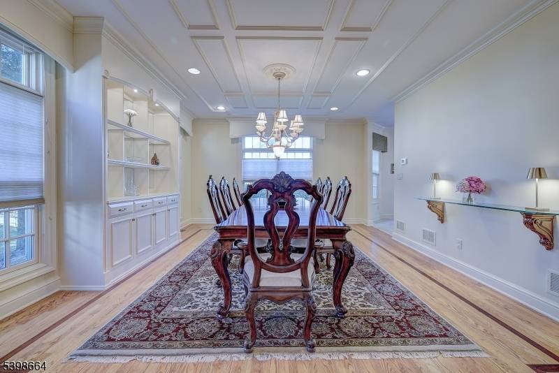 Livingston Twp., NJ 07039,6 Norman Ct