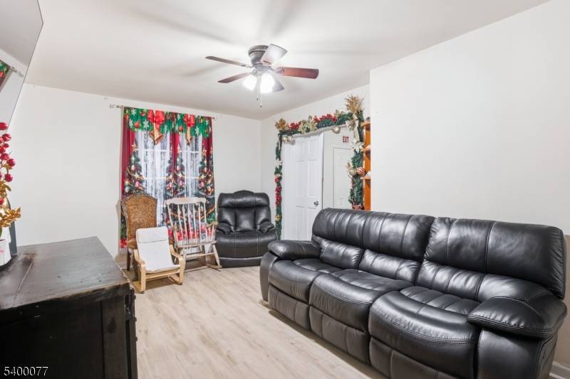 Newark City, NJ 07104,140 4Th Ave