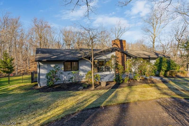 Warren Twp., NJ 07059,5 Jennifer Ln