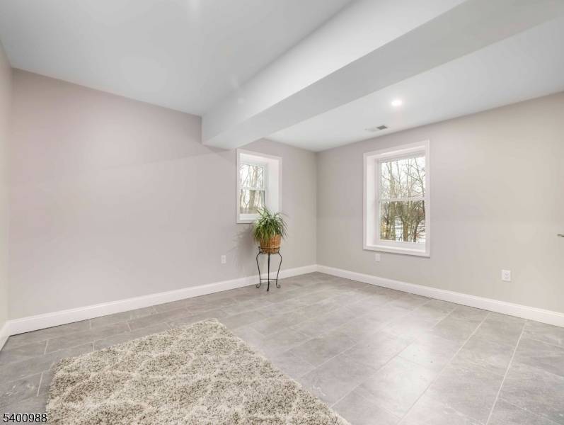 Jefferson Twp., NJ 07849,11 Maine St