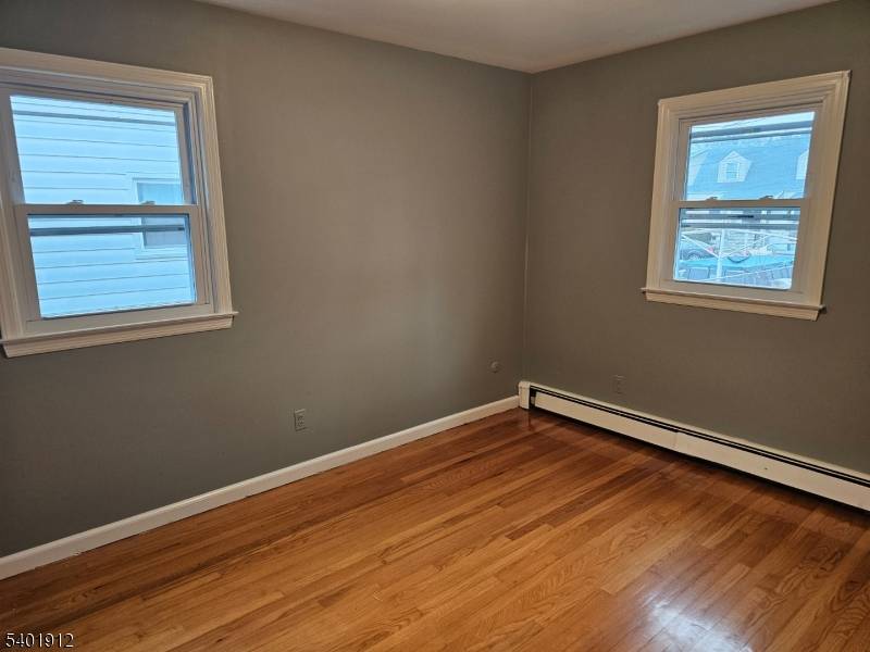 Hillside Twp., NJ 07205,517 Yale Ave #1