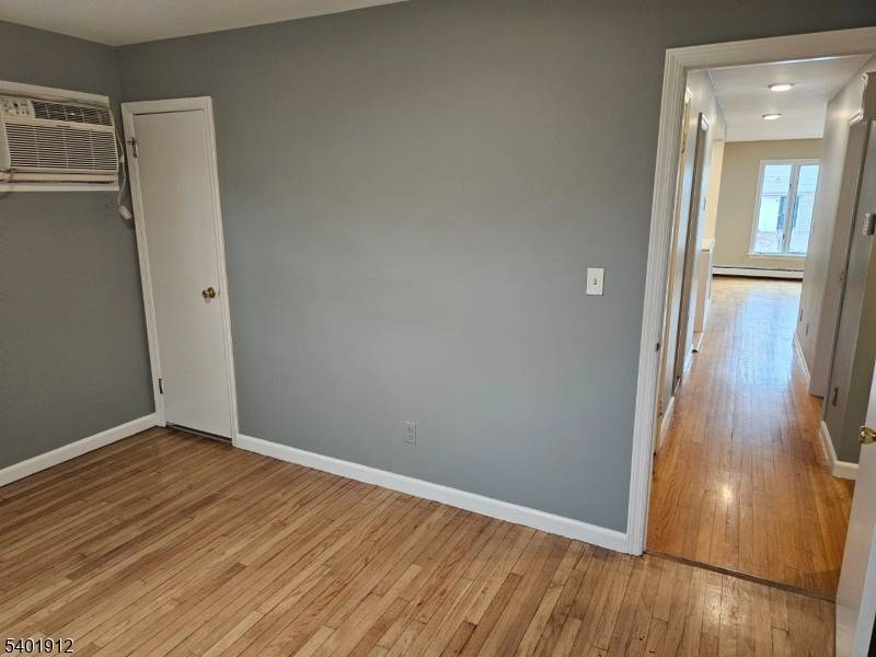 Hillside Twp., NJ 07205,517 Yale Ave #1