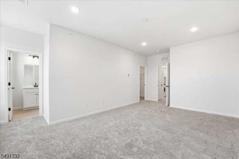 New Brunswick City, NJ 08854,216 Jessie Pl