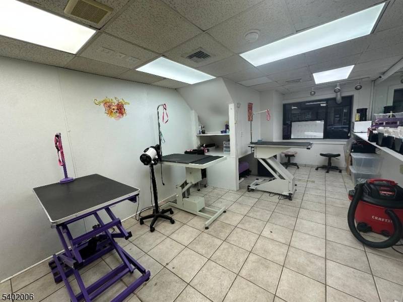 Newark City, NJ 07105,246 Ferry St