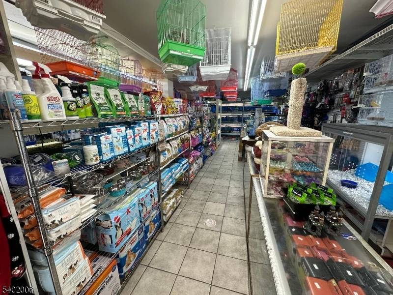 Newark City, NJ 07105,246 Ferry St