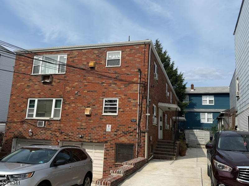 Paterson City, NJ 07522,224 Clinton St