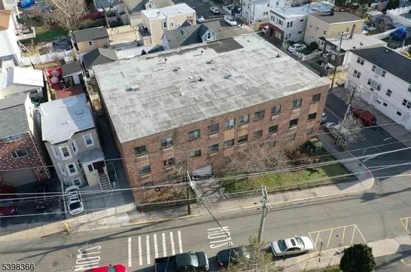 North Bergen Twp., NJ 07047,3900 Liberty Ave #1B