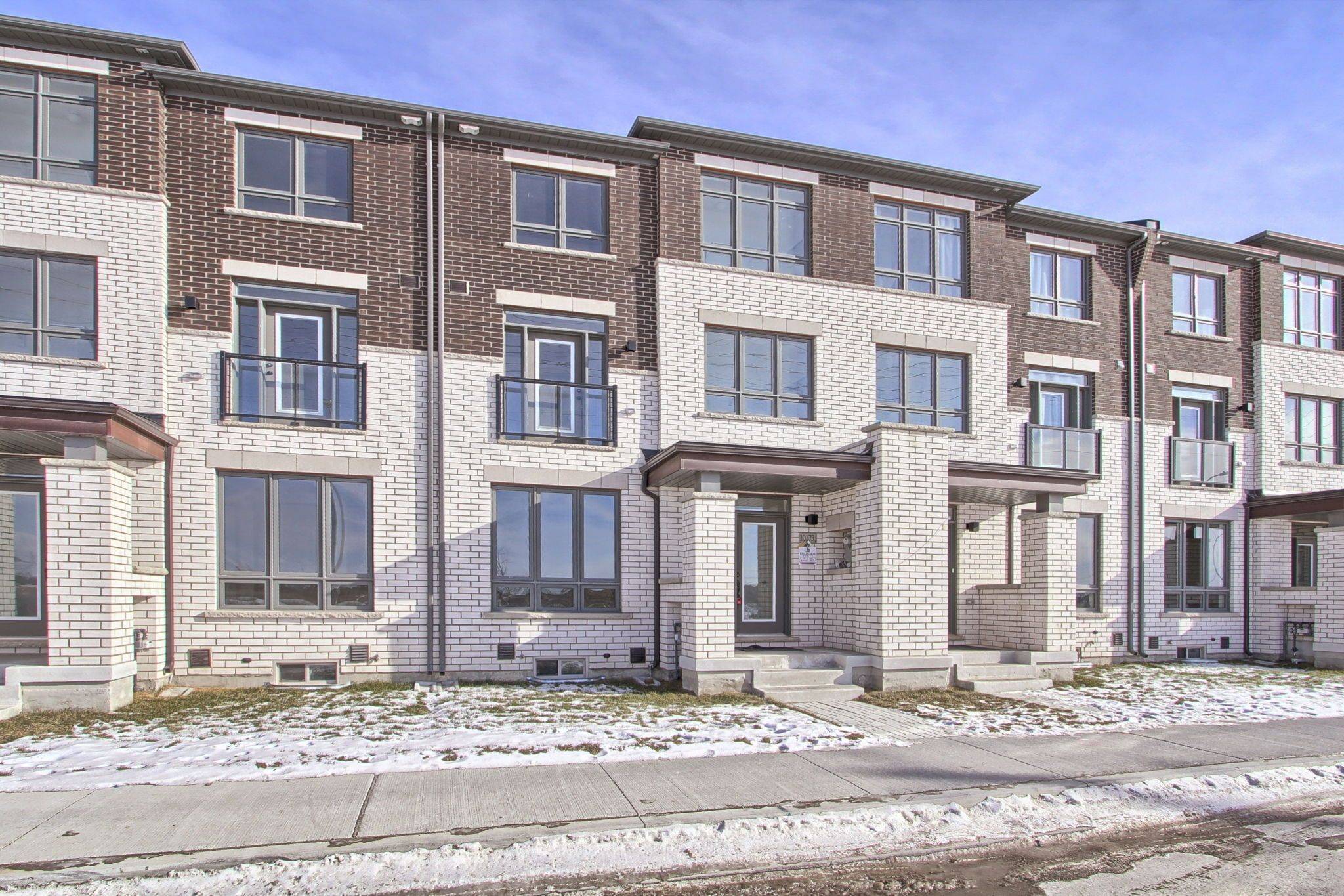 Vaughan, ON L4H 5J5,10173 Huntington RD