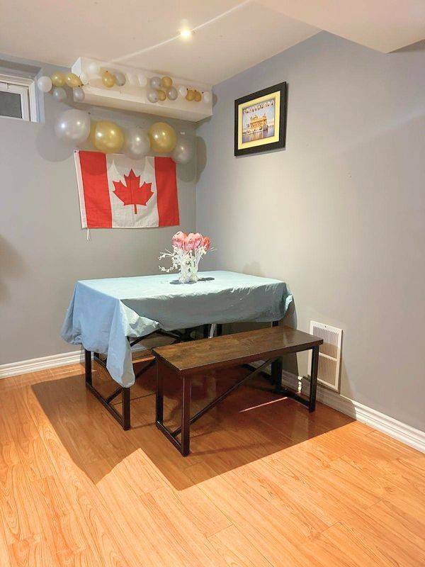 Brampton, ON L7A 2B4,55 Peachleaf CRES