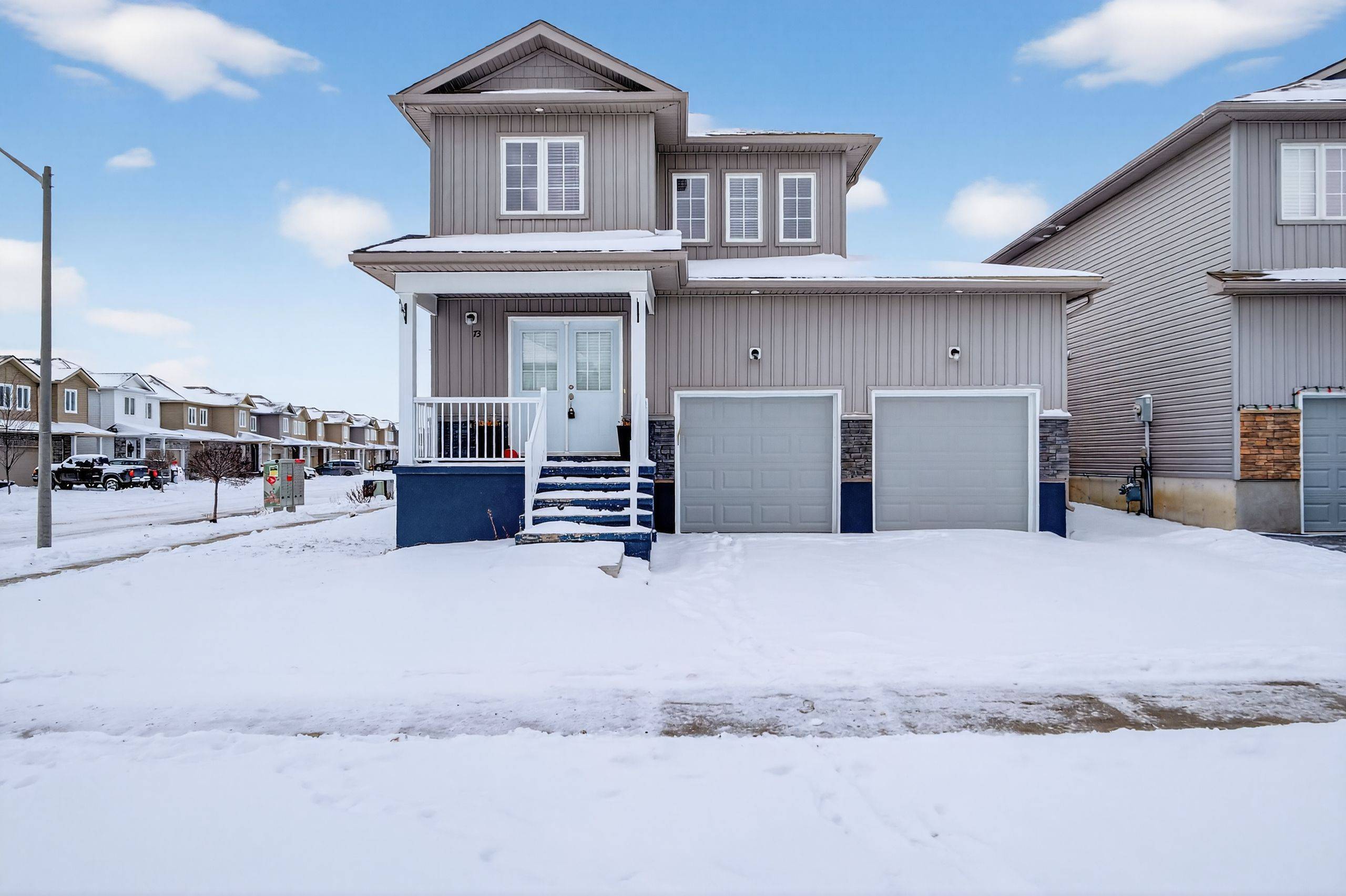 Loyalist, ON K0H 2H0,73 Brennan CRES