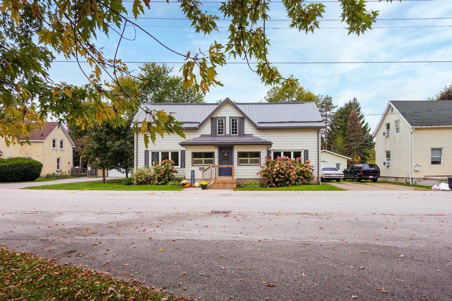 Brockton, ON N0G 1J0,13 King ST