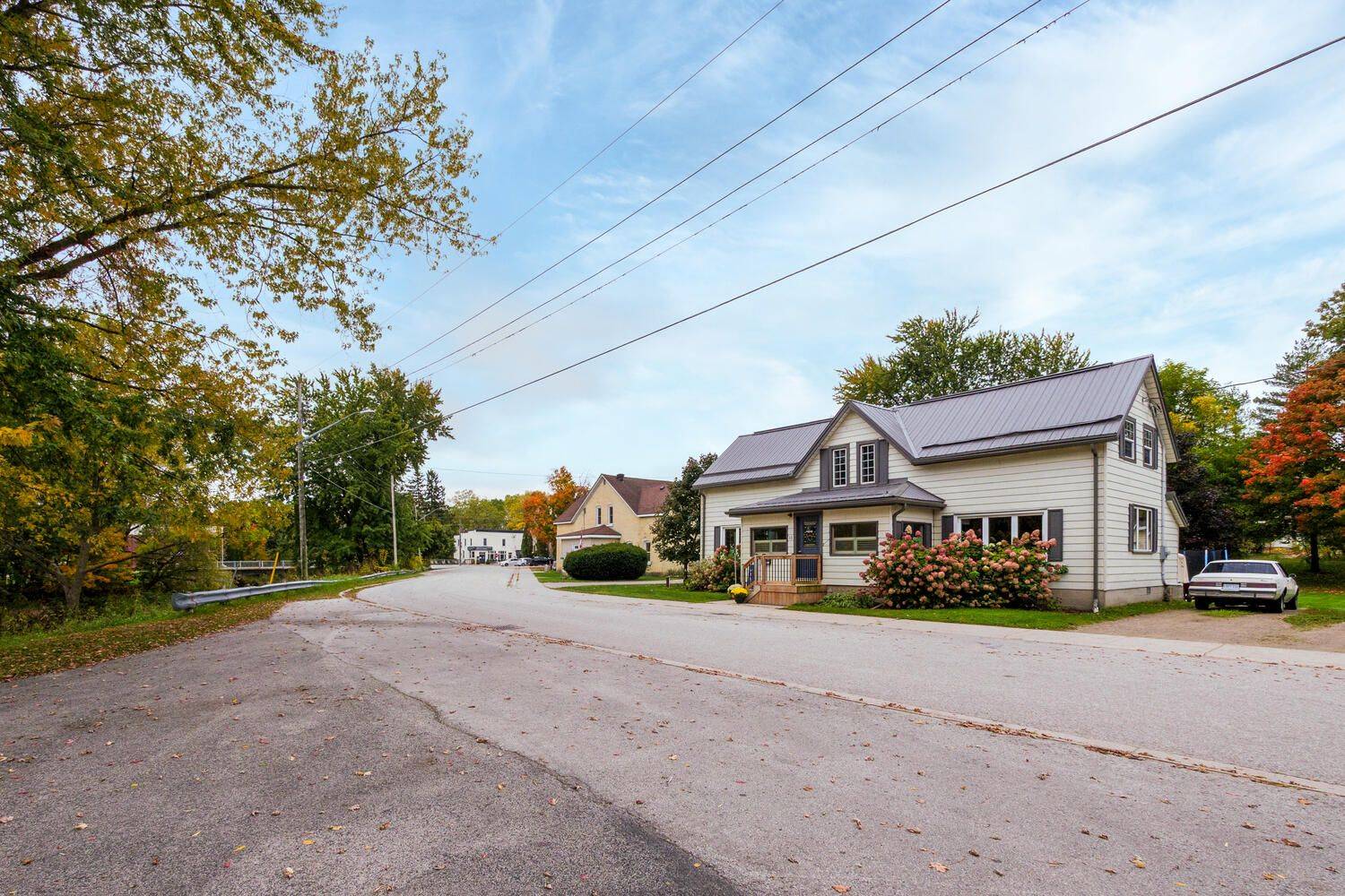 Brockton, ON N0G 1J0,13 King ST