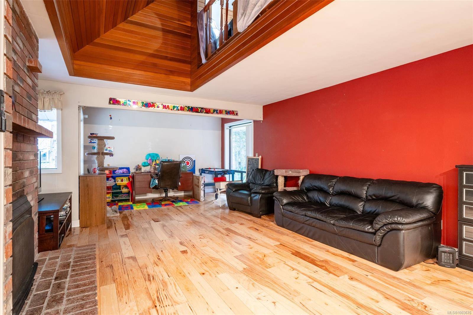 Langford, BC V9B 5Y9,3074 Sooke Rd