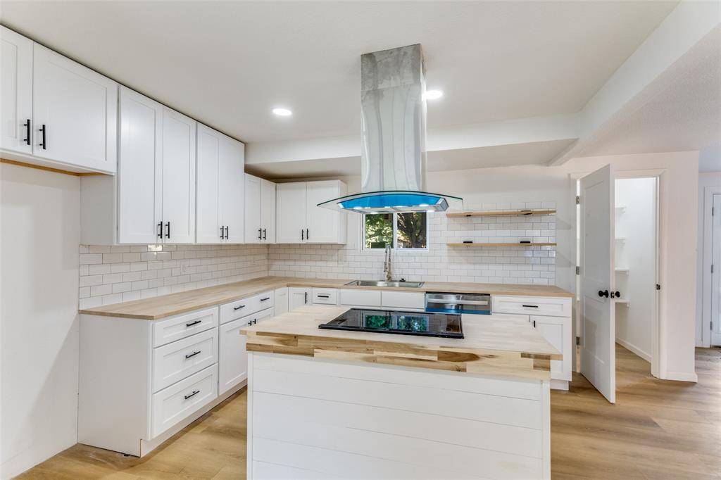 Fort Worth, TX 76106,3809 Grover Avenue