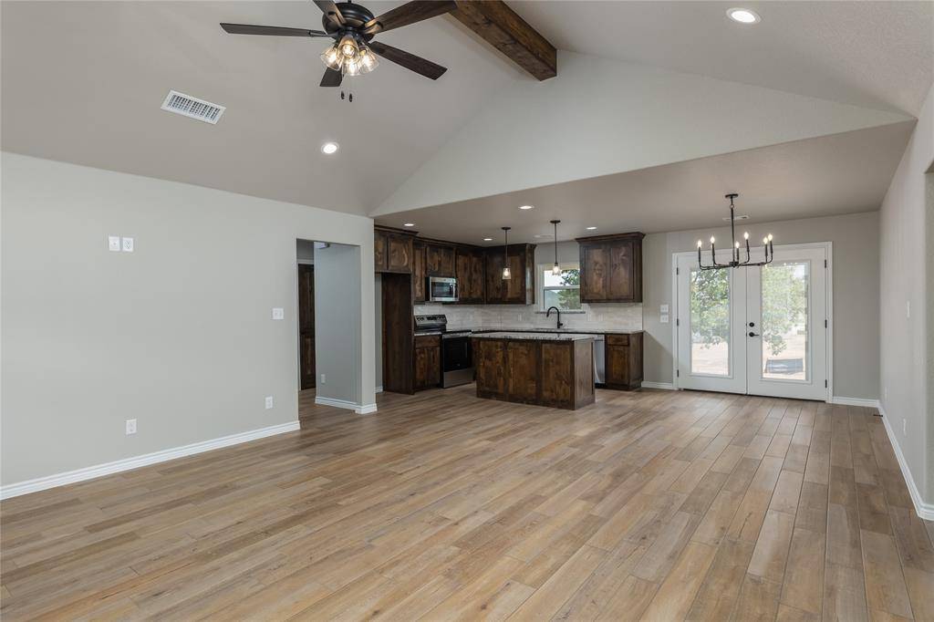 Jacksboro, TX 76458,232 Prairie Street