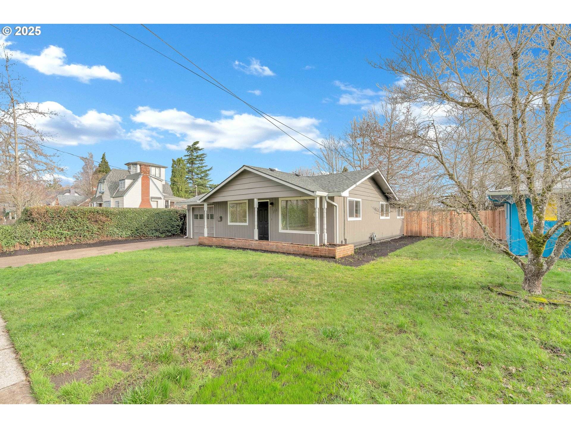 Salem, OR 97301,398 21ST ST