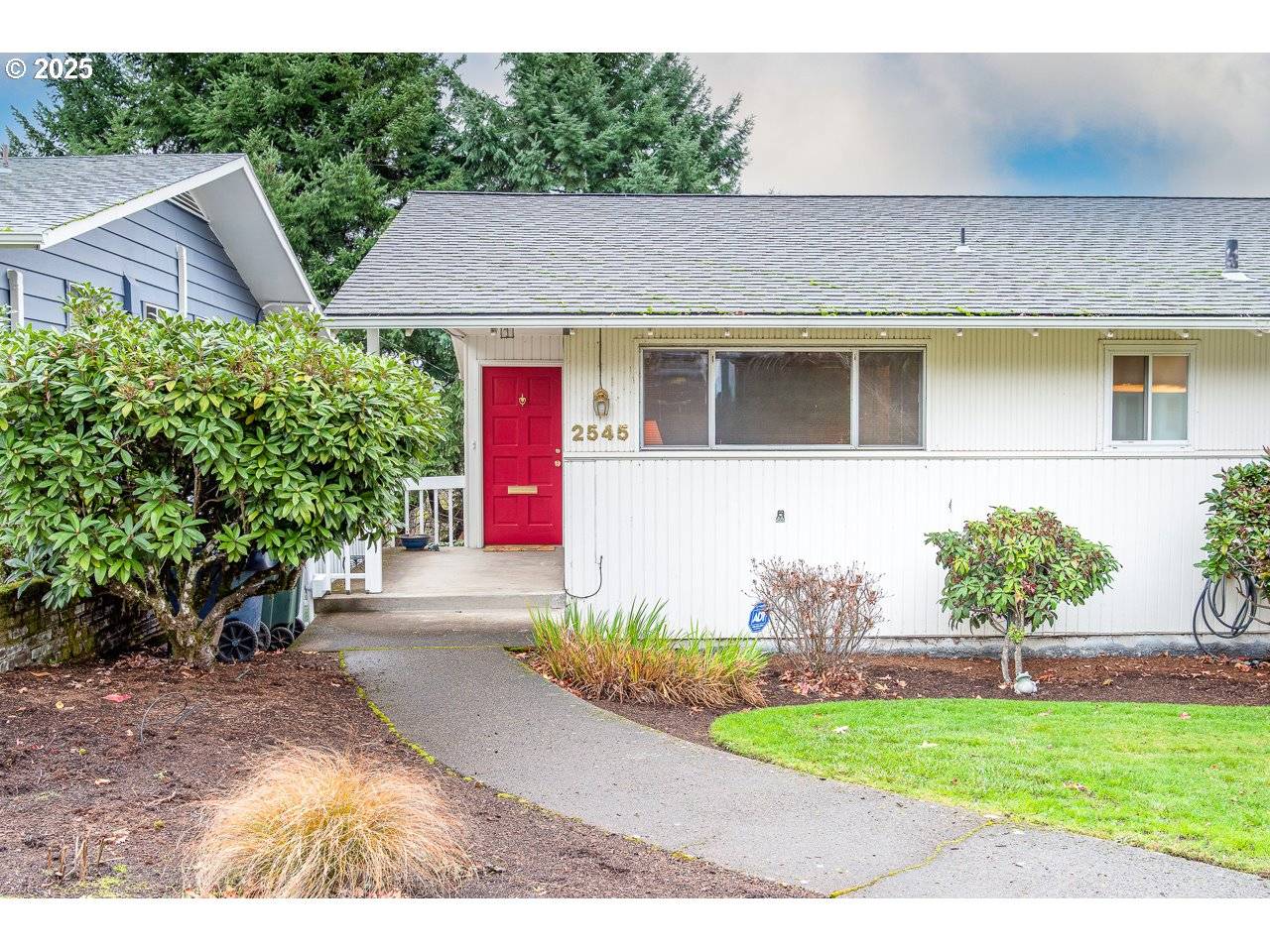 Eugene, OR 97405,2545 CHARNELTON ST
