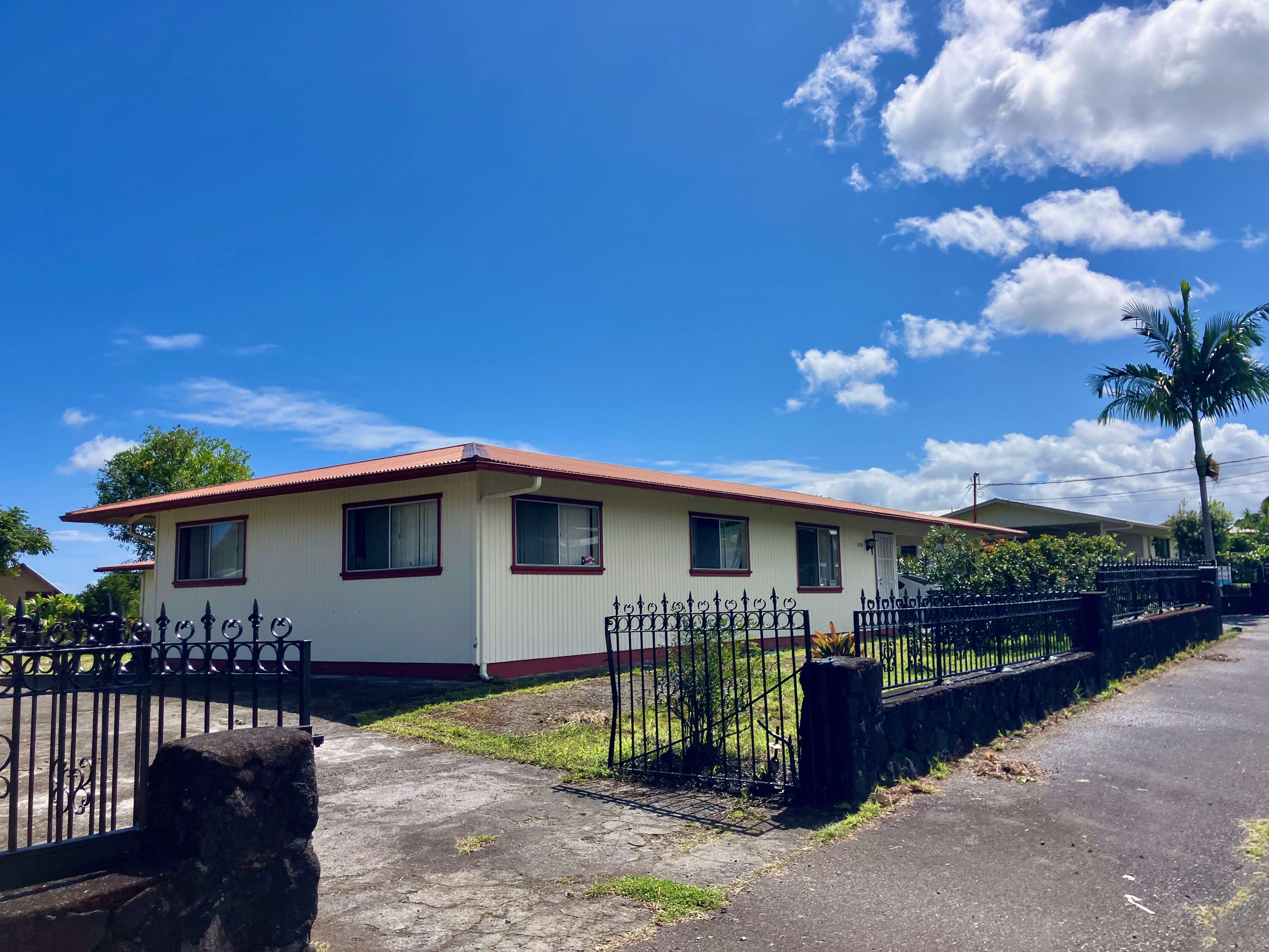 Hilo, HI 96720,49 KUHILANI ST