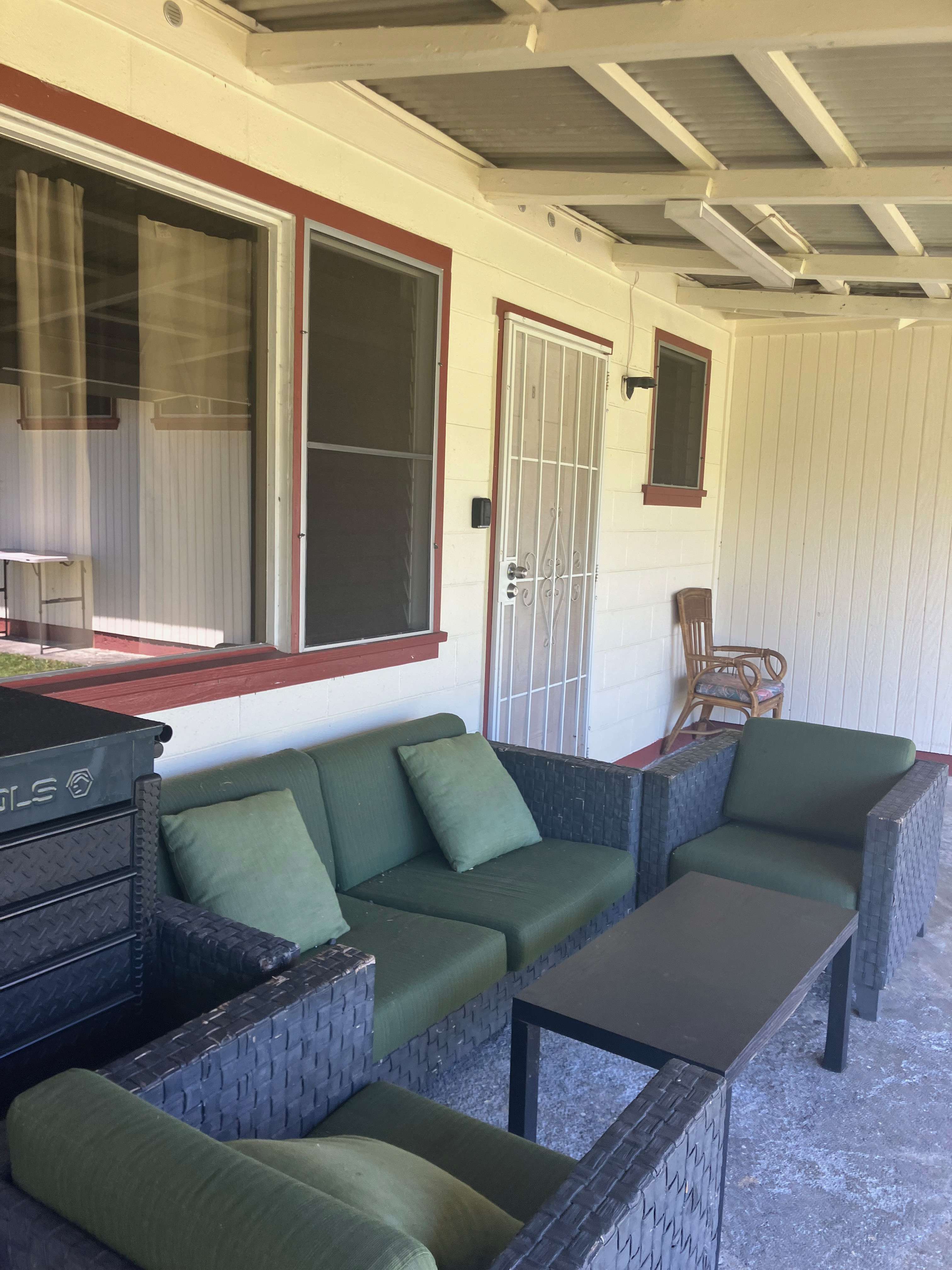 Hilo, HI 96720,49 KUHILANI ST