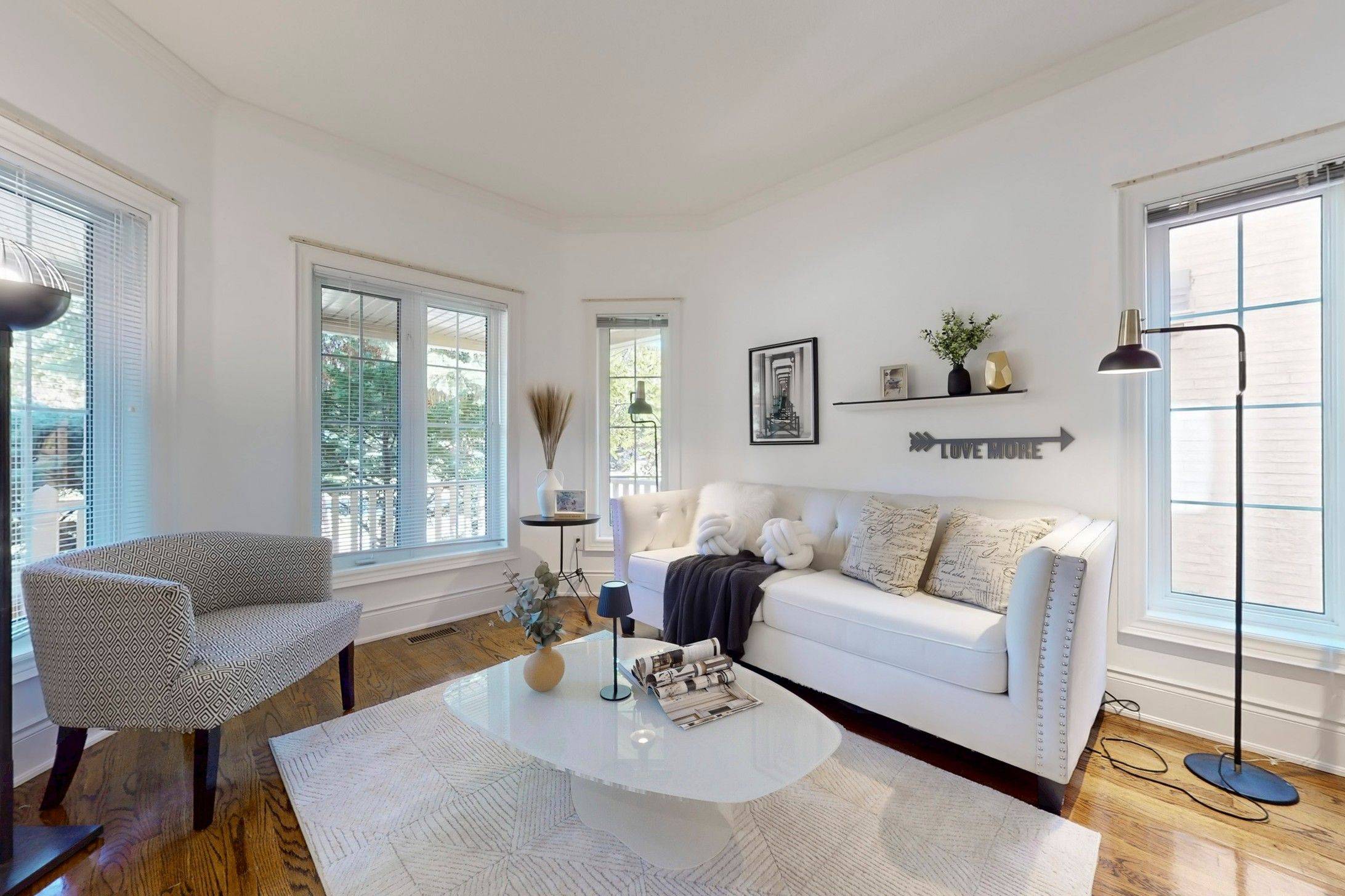 Newmarket, ON L3X 1M8,812 Foxcroft BLVD