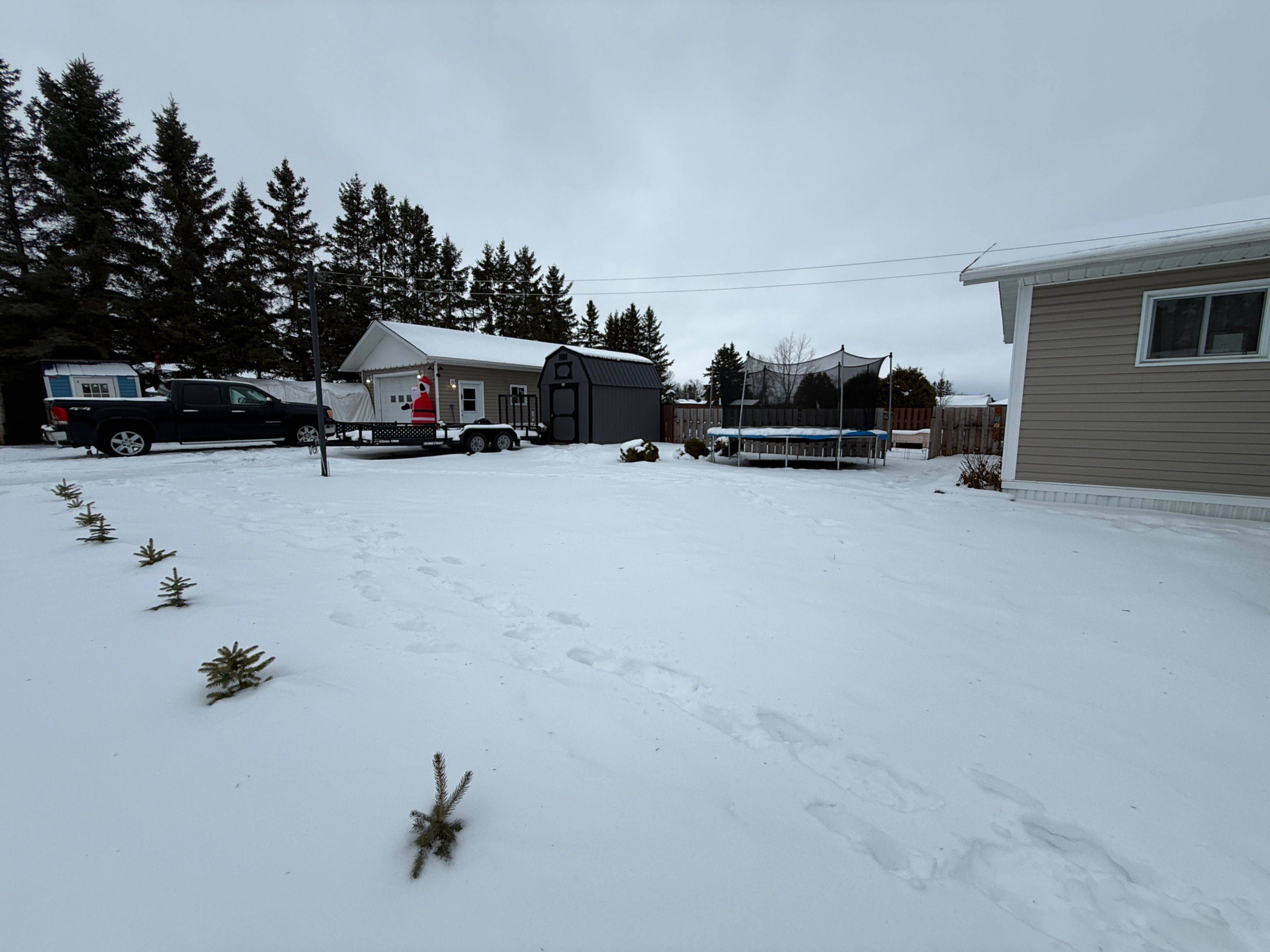Temiskaming Shores, ON P0J 1P0,140 Caroline CT
