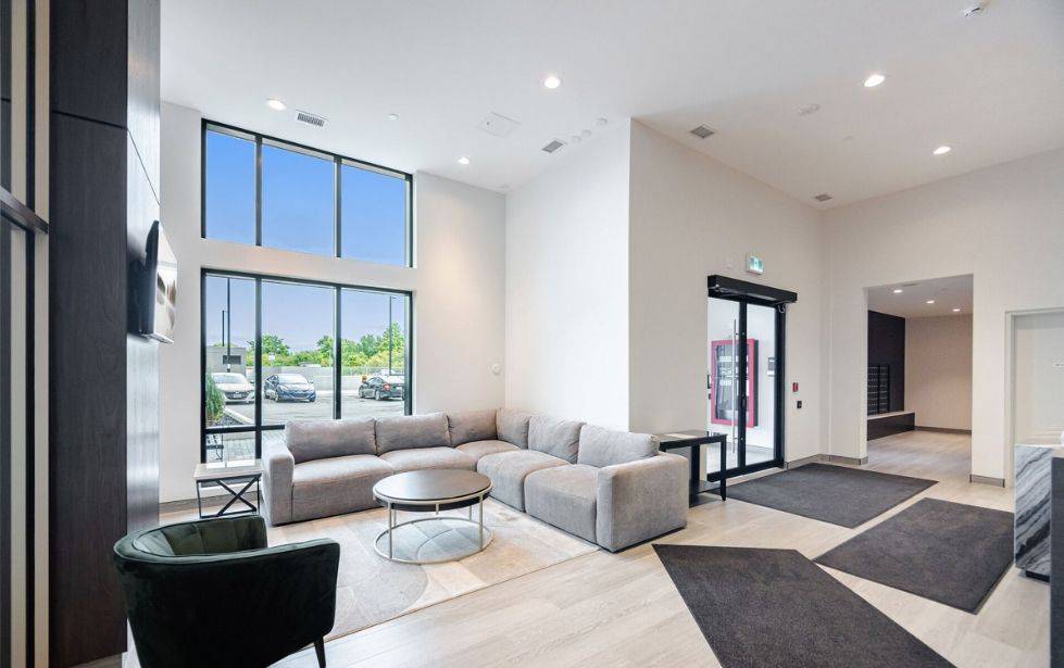 Milton, ON L9T 9N3,8010 Derry RD #306