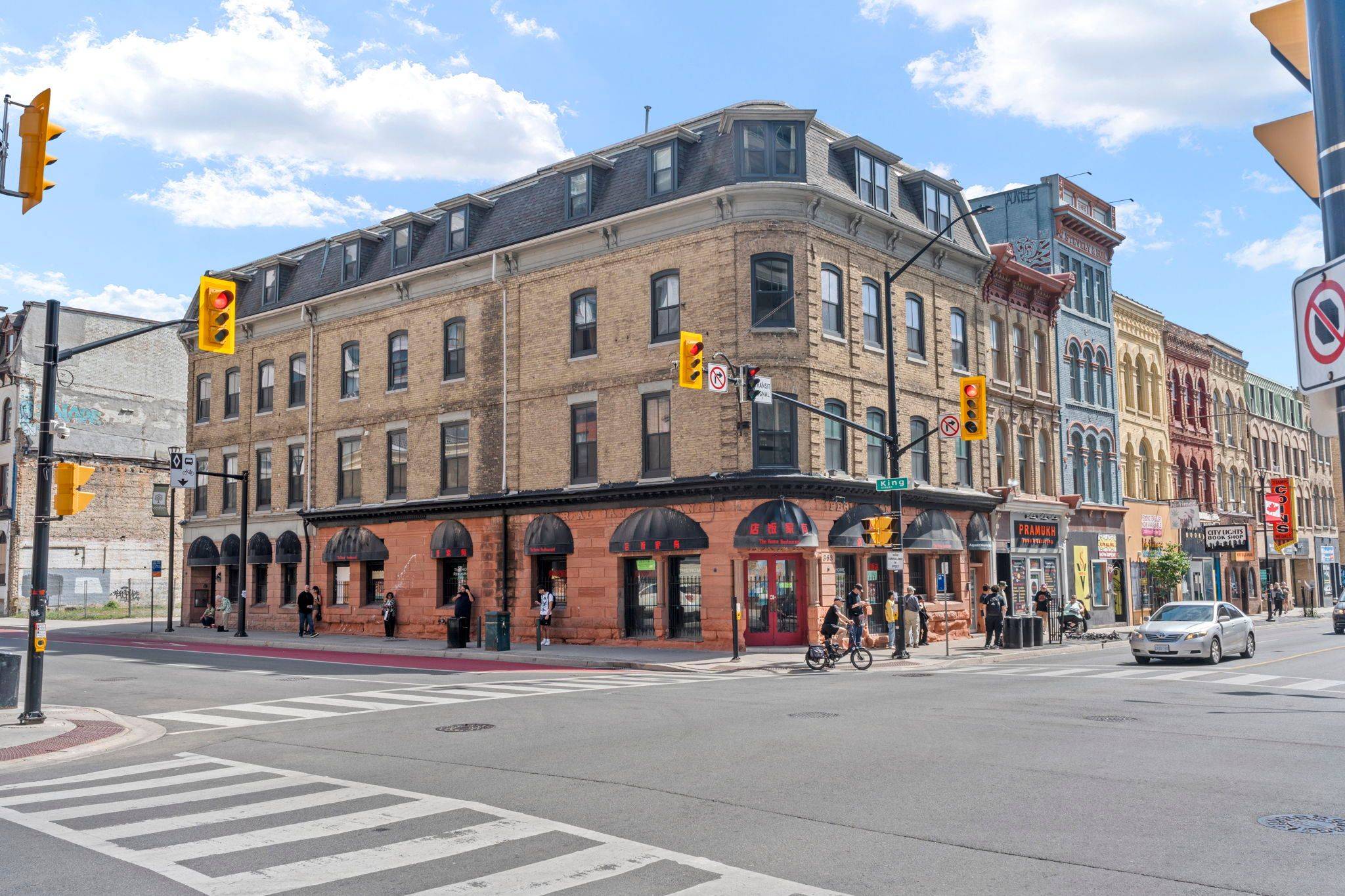 London East, ON N6A 3C7,366 Richmond ST #Unit 5