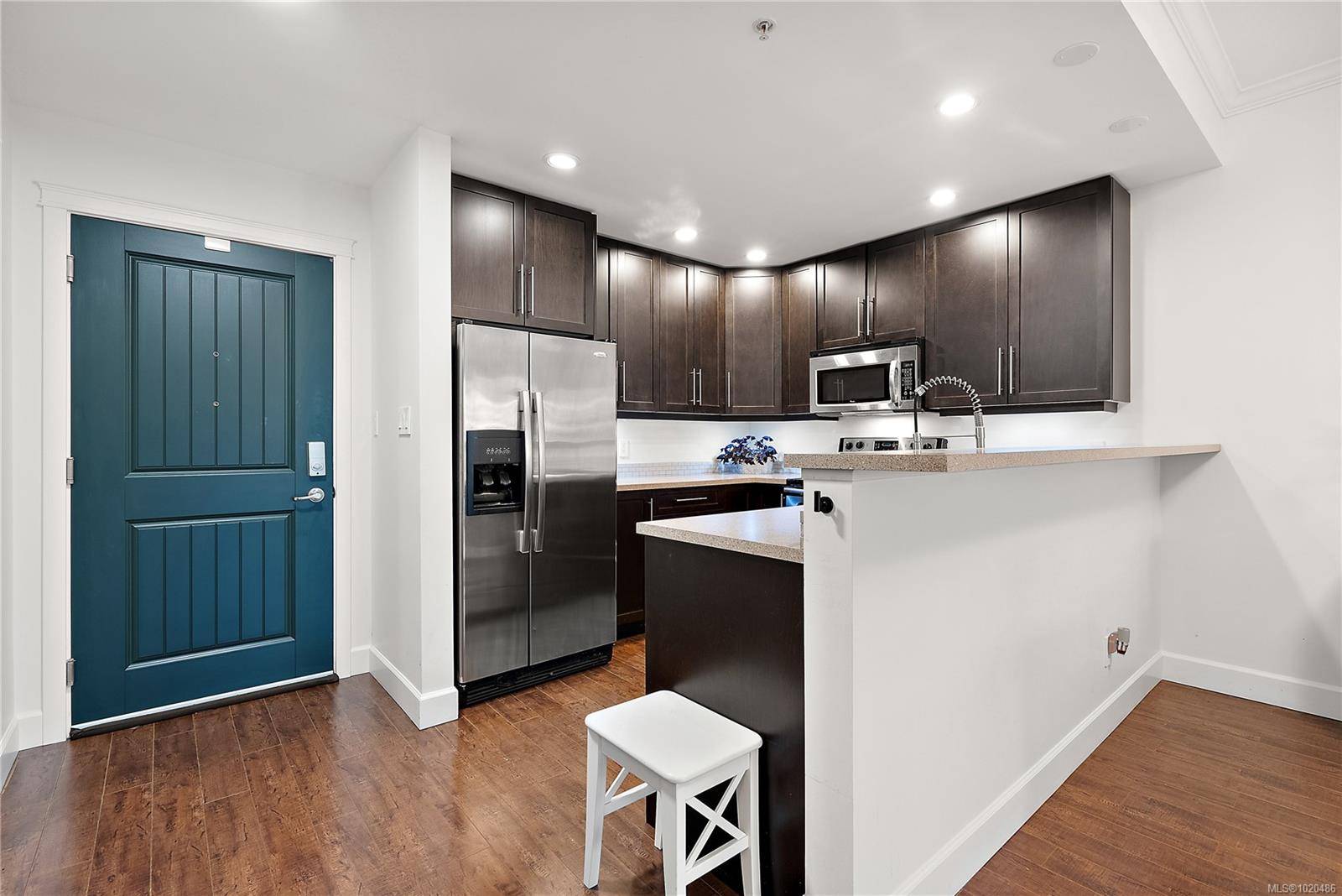 Langford, BC V9B 3V7,2881 Peatt Rd #407