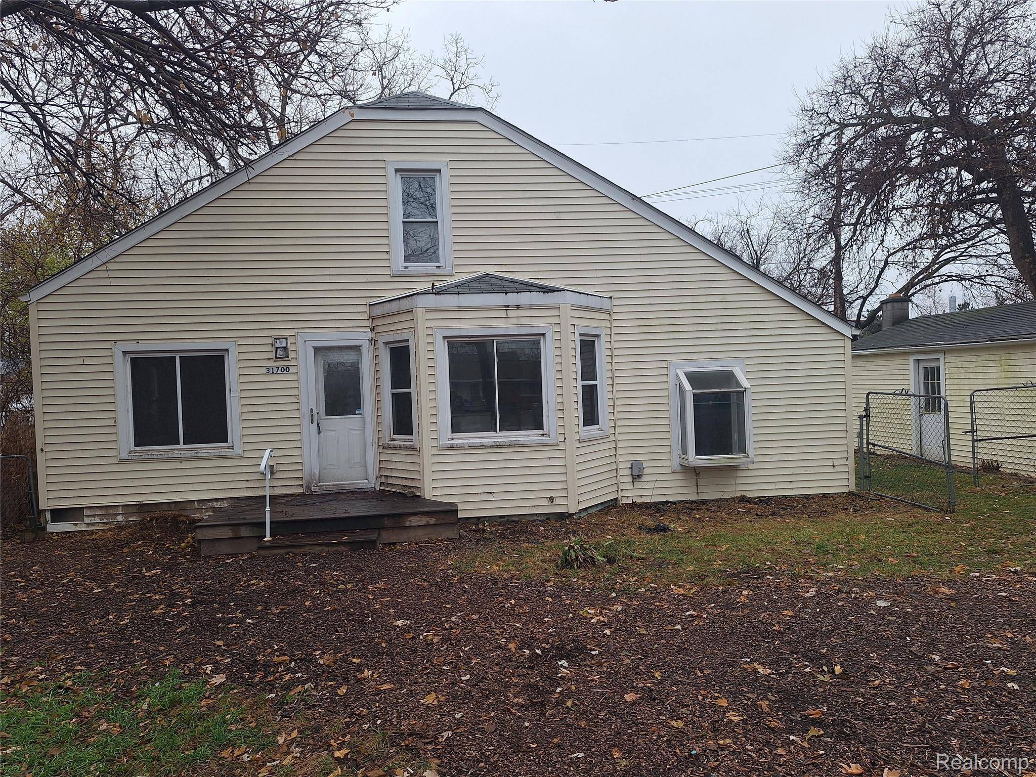 Fraser, MI 48026,31700 Linden